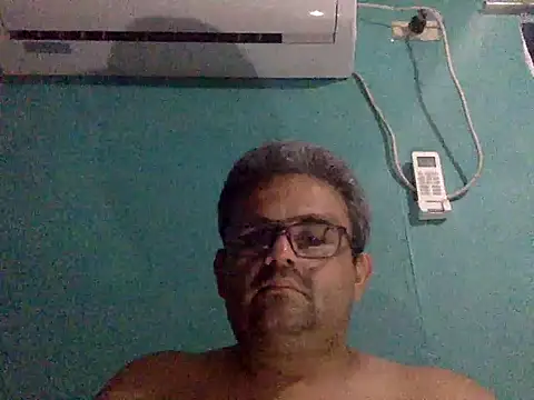 Katracho6969 online show from 10-04-25, 02:02