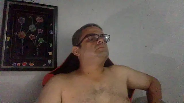 Snapshot of Katracho6969 chatting on 05-29-26, 12:27 Katracho6969 online show from 05-29-26, 12:27