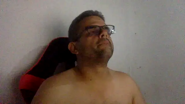 Snapshot of Katracho6969 chatting on 07-13-26, 05:29 Katracho6969 online show from 07-13-26, 05:29