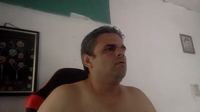 Snapshot of Katracho6969 chatting on 04-24-26, 03:25 Katracho6969 online show from 04-24-26, 03:25