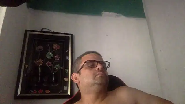 Snapshot of Katracho6969 chatting on 05-26-26, 07:34 Katracho6969 online show from 05-26-26, 07:34