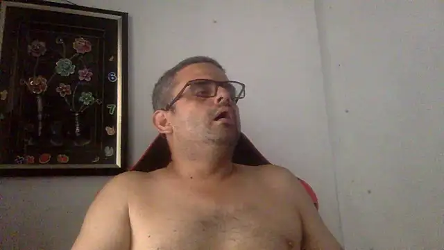 Snapshot of Katracho6969 chatting on 05-27-26, 05:09 Katracho6969 online show from 05-27-26, 05:09