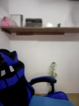 Snapshot of Elahia__marquez chatting on 09-10-25, 02:10 Elahia marquez online show from 09-10-25, 02:10