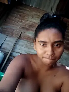 Lucy-Ferr online show from 10-13-25, 07:04