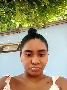 Lucy-Ferr online show from 10-15-25, 01:08