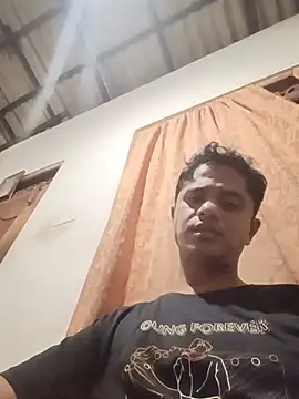 Snapshot of lahiruwi chatting on 07-25-26, 05:41 lahiruwi online show from 07-25-26, 05:41