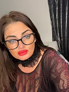 Snapshot of IrishmilfAnna chatting on 04-23-26, 10:33 IrishmilfAnna online show from 04-23-26, 10:33