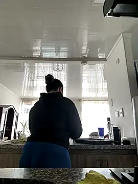 Snapshot of PortuPAWG chatting on 11-18-25, 07:17 PortuPAWG online show from 11-18-25, 07:17