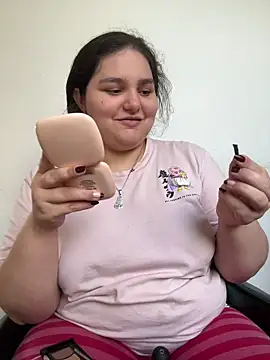 Snapshot of PortuPAWG chatting on 02-14-26, 10:10 PortuPAWG online show from 02-14-26, 10:10