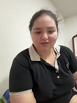 Snapshot of PortuPAWG chatting on 02-13-26, 10:32 PortuPAWG online show from 02-13-26, 10:32