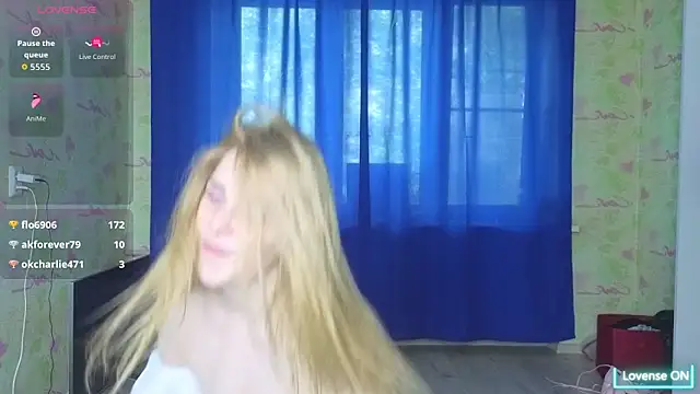 HelenMartines online show from 06-03-26, 02:33