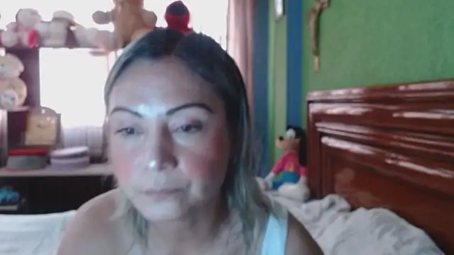  Charlize theron  online show from 11-11-25, 05:52