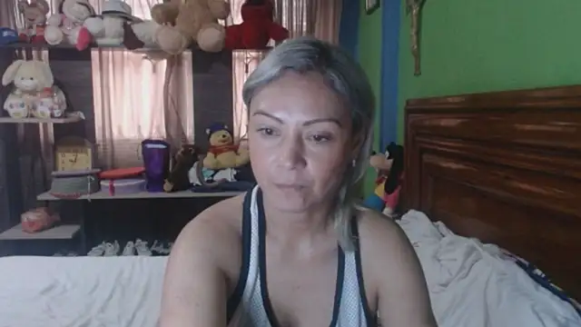  Charlize theron  online show from 01-06-26, 09:19