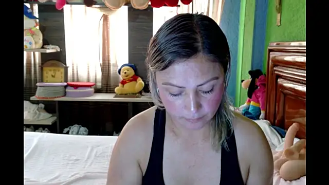 Snapshot of _Charlize_theron_ chatting on 05-30-26, 05:51 Charlize theron online show from 05-30-26, 05:51