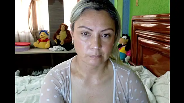  Charlize theron  online show from 02-26-26, 08:09