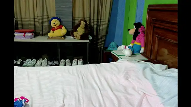 Snapshot of _Charlize_theron_ chatting on 06-11-26, 12:32 Charlize theron online show from 06-11-26, 12:32