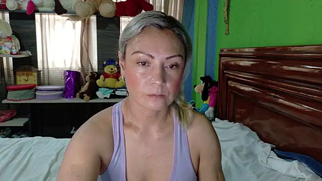  Charlize theron  online show from 01-13-26, 08:57