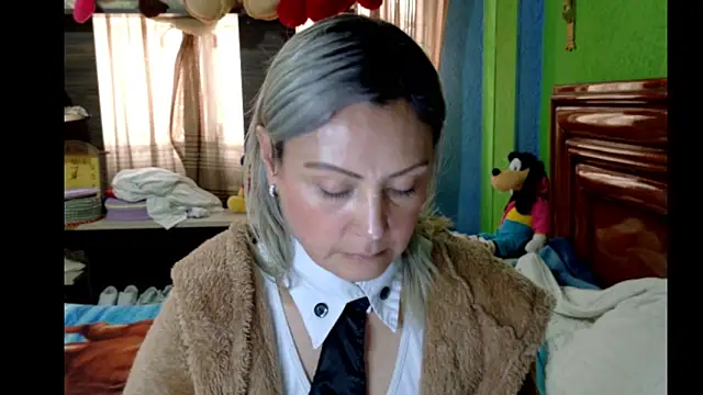  Charlize theron  online show from 03-18-26, 08:21