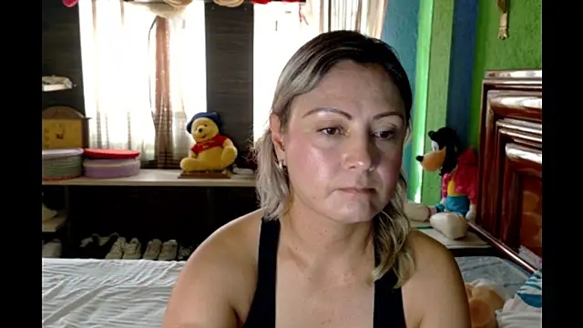Snapshot of _Charlize_theron_ chatting on 05-20-26, 07:22 Charlize theron online show from 05-20-26, 07:22
