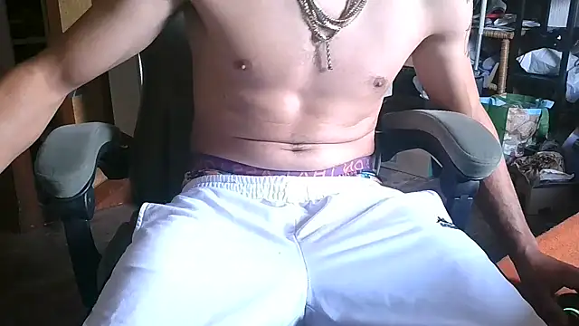 Snapshot of Resa25 chatting on 05-17-26, 02:28 Resa25 online show from 05-17-26, 02:28