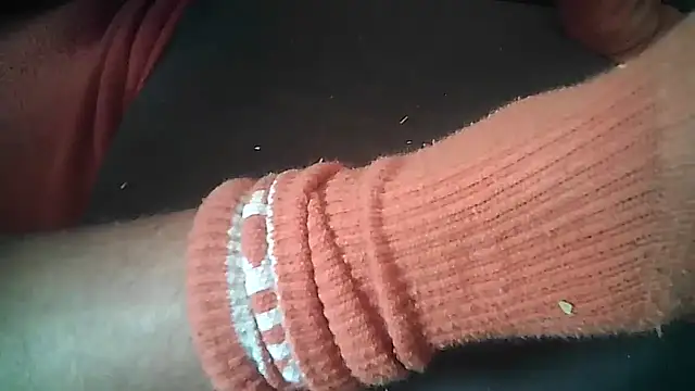 Snapshot of Resa25 chatting on 10-18-25, 12:07 Resa25 online show from 10-18-25, 12:07