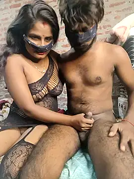 sexy-couple77 online show from 11-02-25, 09:20