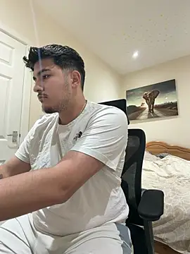 mixedcouplee69 online show from 11-04-25, 07:17