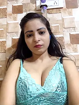 Snapshot of QUEEN-ADITI chatting on 09-14-25, 01:11 QUEEN-ADITI online show from 09-14-25, 01:11