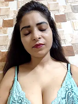 Snapshot of QUEEN-ADITI chatting on 09-28-25, 02:57 QUEEN-ADITI online show from 09-28-25, 02:57