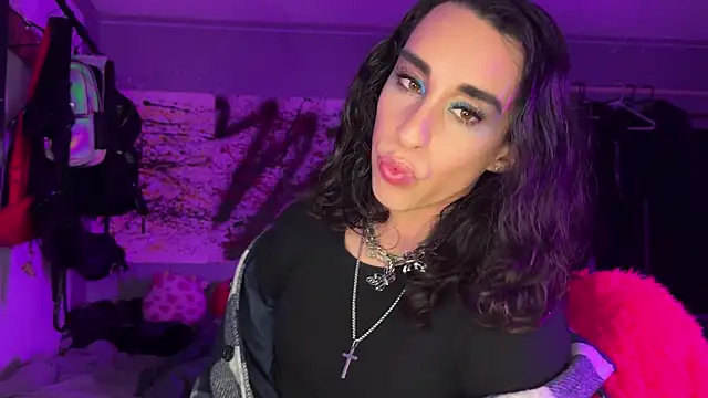 xoFrankie online show from 11-16-25, 05:23