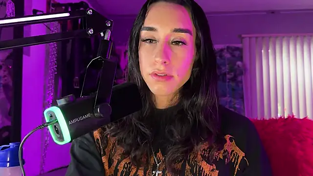 xoFrankie online show from 04-09-26, 11:11