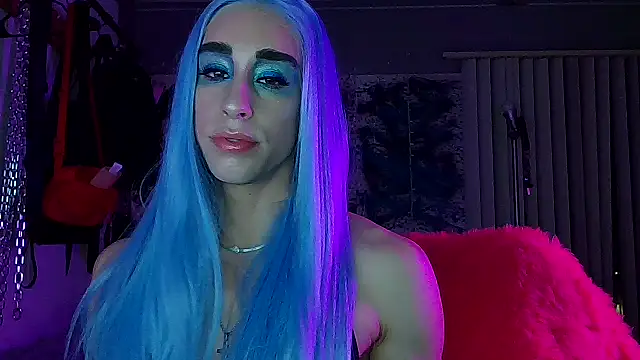Snapshot of xoFrankie chatting on 09-18-25, 02:36 xoFrankie online show from 09-18-25, 02:36