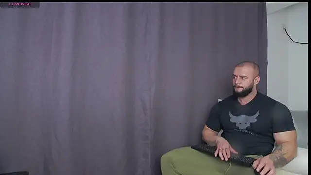 RickyMiami1 online show from 11-18-25, 10:07