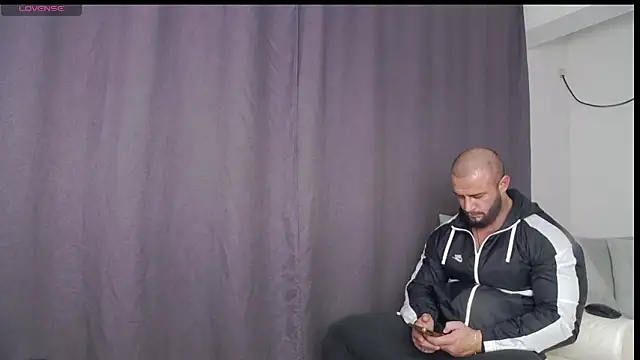 Snapshot of RickyMiami1 chatting on 11-04-25, 05:06 RickyMiami1 online show from 11-04-25, 05:06