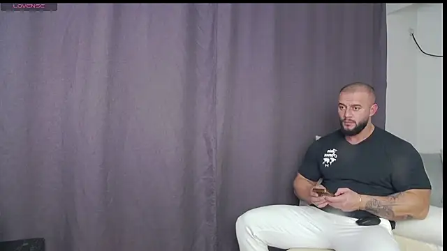 RickyMiami1 online show from 11-20-25, 07:47