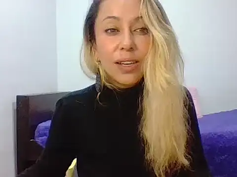 leah susman online show from 09-25-25, 01:55