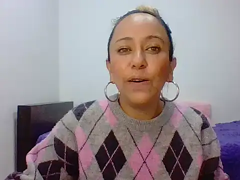 leah susman online show from 09-23-25, 01:45