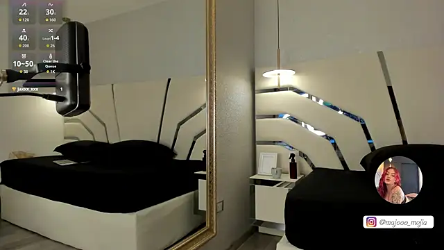 Julieth Rojas online show from 09-09-25, 04:33