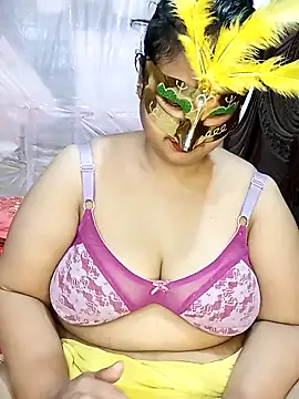 Tanisha-Chy online show from 10-15-25, 05:10