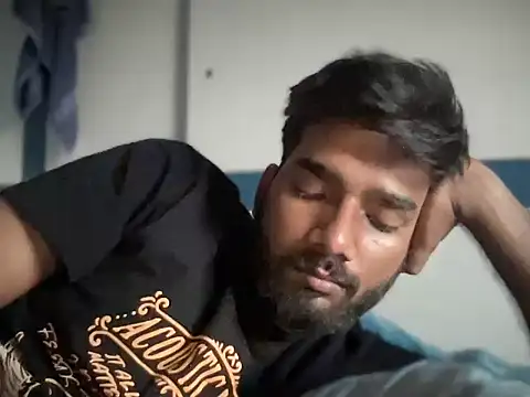 Snapshot of desi_indicoc chatting on 11-09-25, 01:31 desi indicoc online show from 11-09-25, 01:31