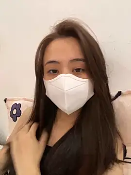 Mochi21 online show from 10-23-25, 04:22