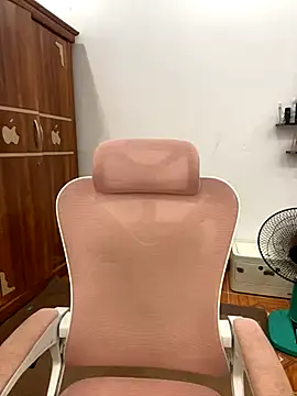 Mochi21 online show from 11-14-25, 04:05