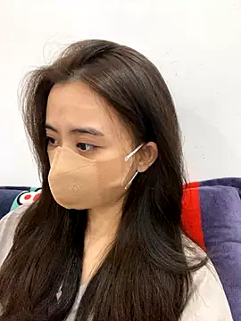 Mochi21 online show from 10-31-25, 03:47