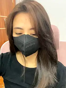 Mochi21 online show from 11-17-25, 04:05