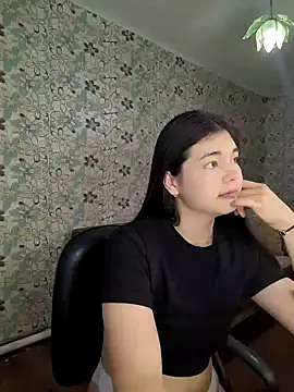 Albi Glow online show from 09-24-25, 02:40