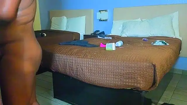 Snapshot of CinnaCakesss chatting on 11-28-25, 06:02 CinnaCakesss online show from 11-28-25, 06:02