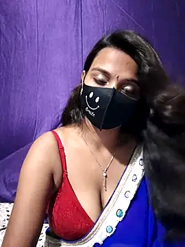 cutie pei002 online show from 10-28-25, 01:32