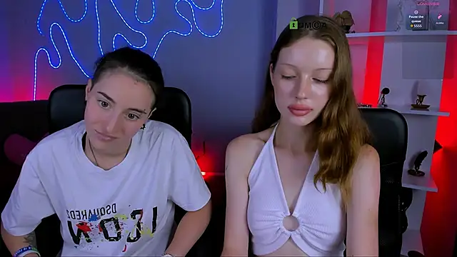Snapshot of khloebeauty chatting on 06-30-26, 12:16 khloebeauty online show from 06-30-26, 12:16