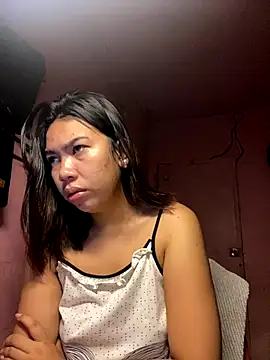Snapshot of aniya_04 chatting on 10-10-25, 09:15 aniya 04 online show from 10-10-25, 09:15