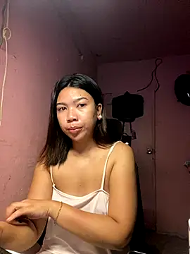 Snapshot of aniya_04 chatting on 10-23-25, 10:08 aniya 04 online show from 10-23-25, 10:08
